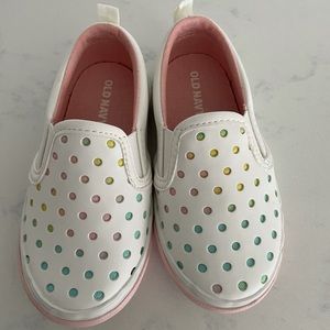 Never worn size 6 toddler shoes